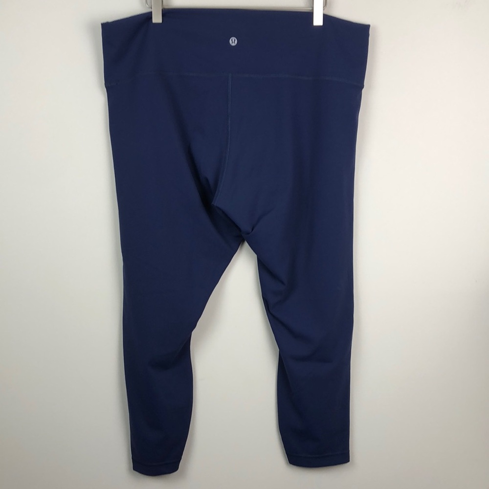 Lululemon High Waisted Cropped Leggings Plus Sized - Picture 2 of 7